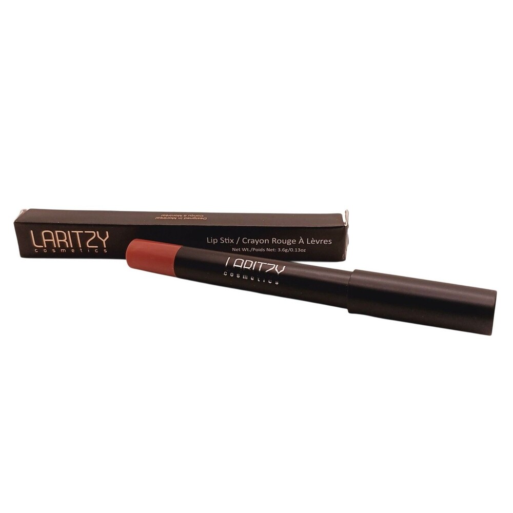 Laritzy Cosmetics Lip Stix Lipstick in Plum